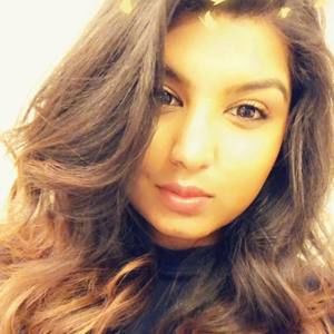 Meet your Posher, Julia